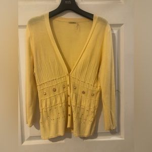 Max Studio Women’s Light Weight Button-Down Cardigan(Size M)